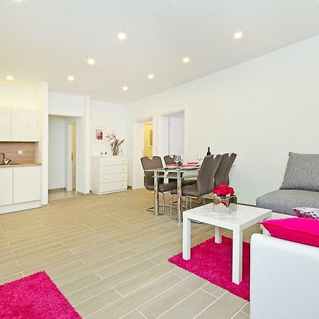 Apartment Mira Makarska Exteriör bild